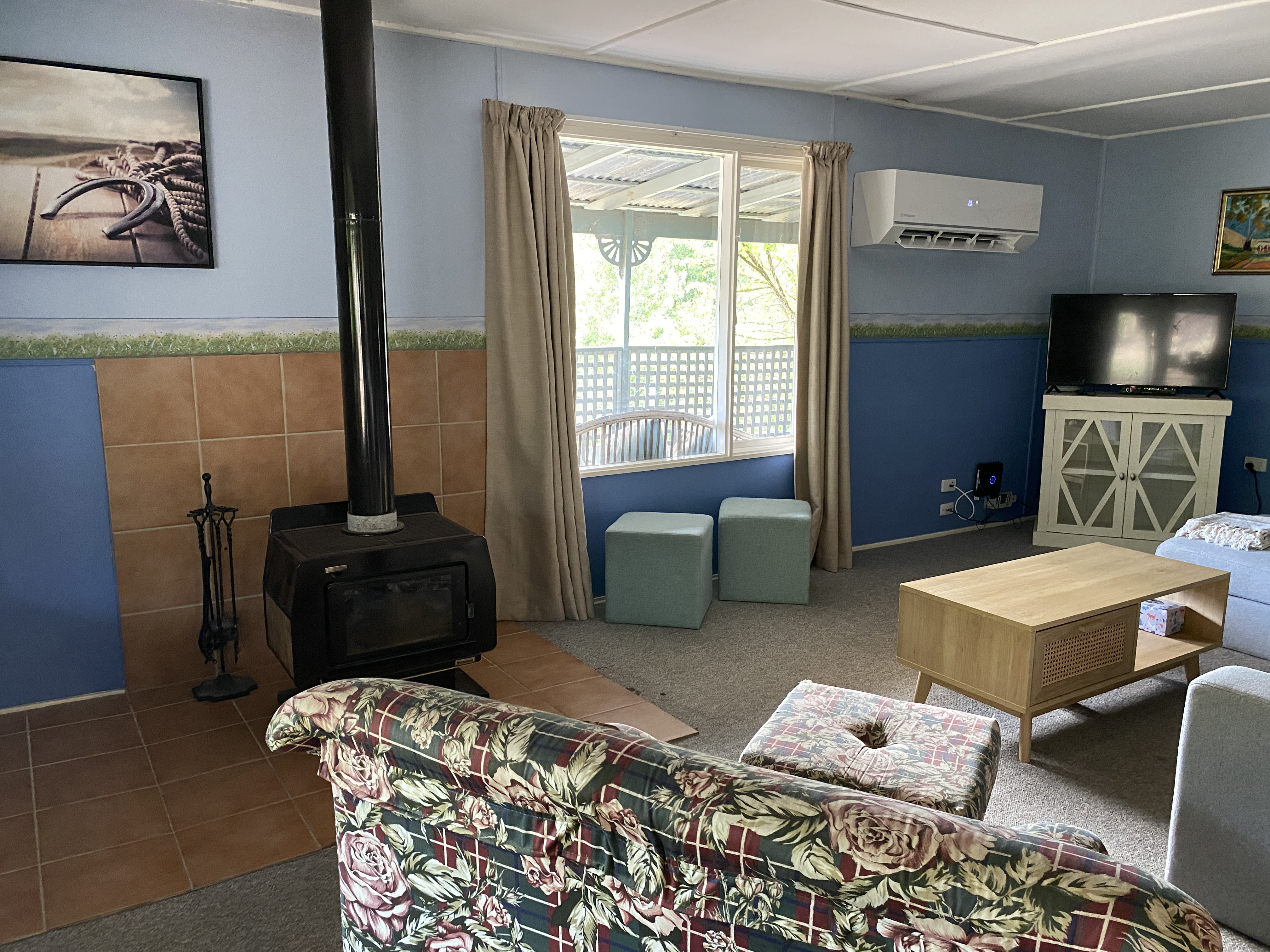 Lounge Room Left